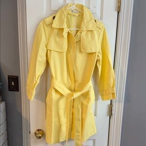 Gap Size Medium Yellow Trench Coat
